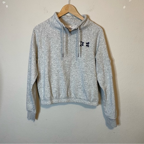 Champion Gray Long Sleeve Sweatshirt Size Small - Picture 1 of 6